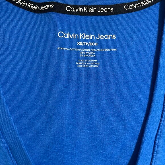 Calvin Klein Jeans Women's Cap-Sleeve V-Neck Bodysuit - Blue, Size XS, NWT - Picture 4 of 12